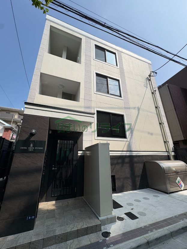 CENTRAL GARDEN RESIDENCE TOKYO